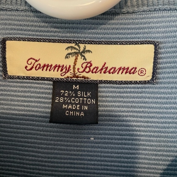 Tommy Bahama, 78% silk, polo shirt, size M - Picture 2 of 3